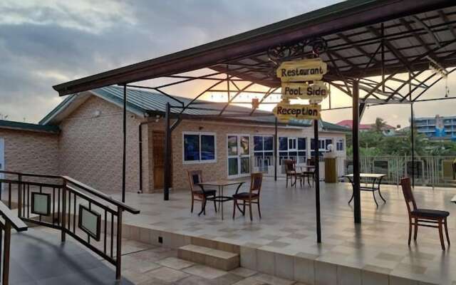 Crislord Palace Hotel