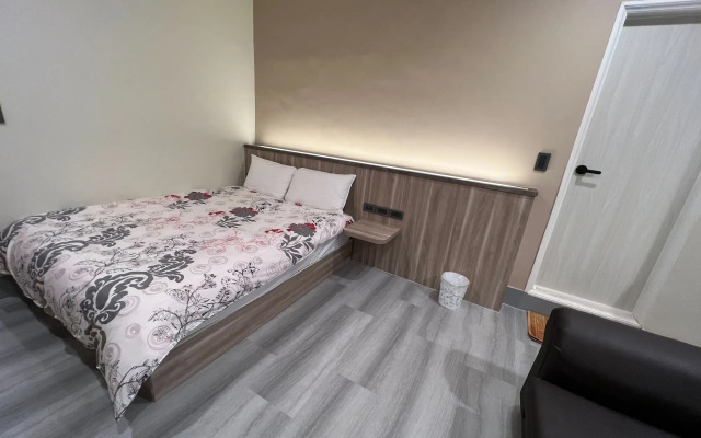 Riverside Homestay B&B