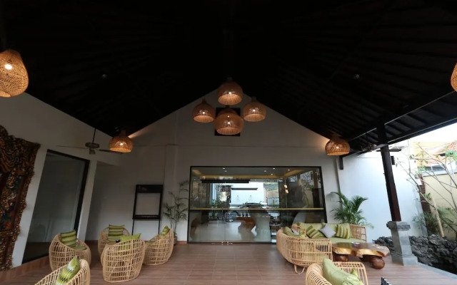 Royal Orchid Lodge