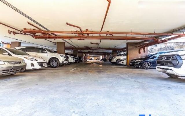 The Lodge @ Min Residence