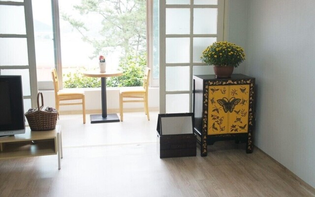 Oedo House Pension