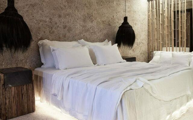 O by Myconian Collection