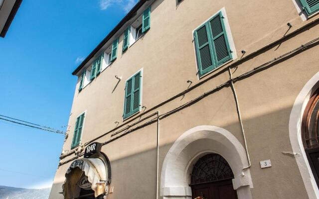 S35 - Sirolo, Trilocale in Piazza Con Vista Mare