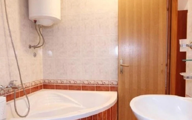 Nevenkos - 20 m From Beach - A2