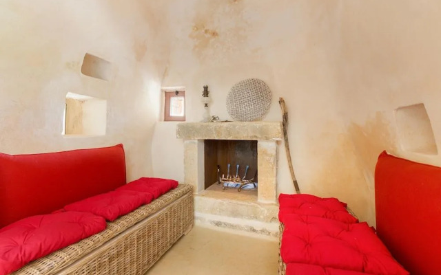 Trulli di Monte Reale