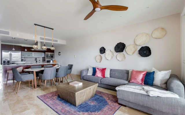 Casa El Secreto 2 Bedroom Condo by Redawning