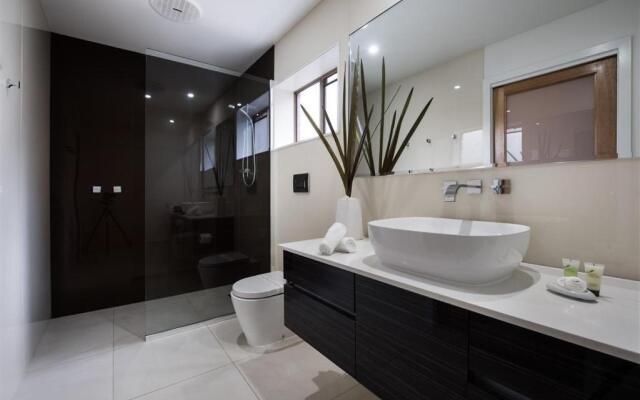 Castlemaine Colonial Motel and Apartments