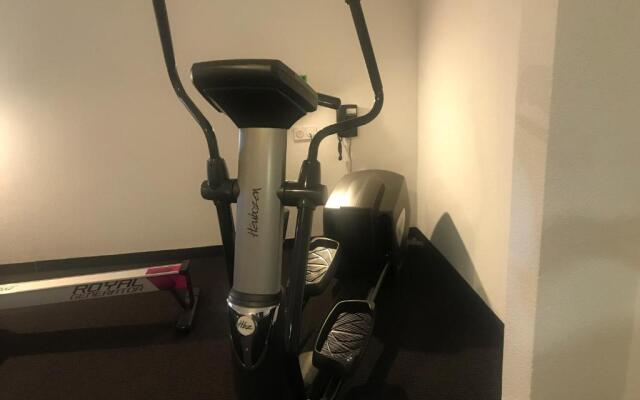 Hôtel, restaurant Kyriad Fréjus