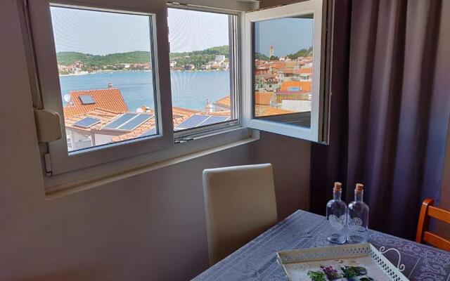 Apartments Valentina Tisno