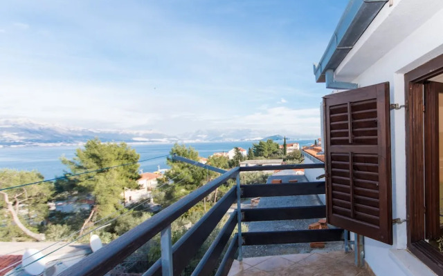 A1 Large apt With the big Terrace & Great sea View