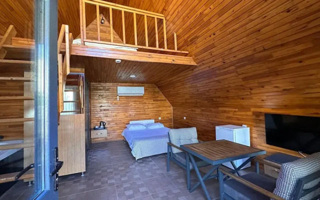 Çeli̇k Resort