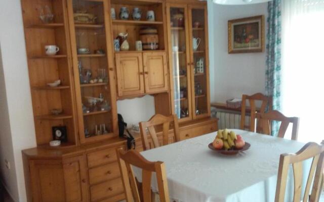 Apartamentos Montserrat