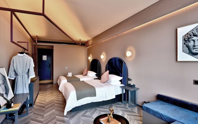 Hangzhou Vline Hotel