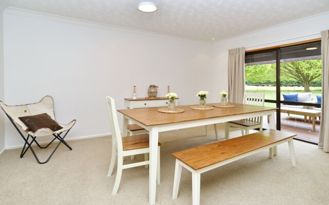 Kaiapoi Lakes Christchurch Holiday Homes