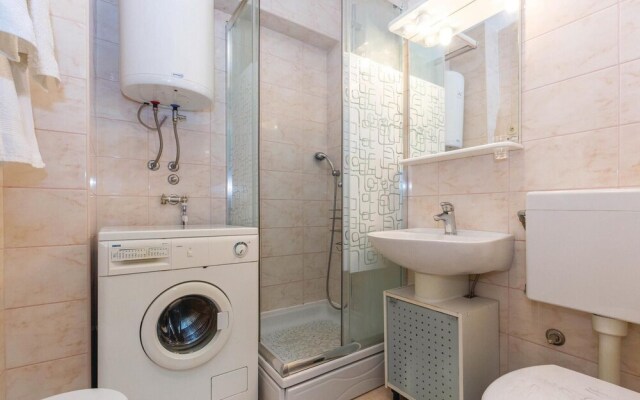 Awesome Home in Brela With Wifi and 2 Bedrooms
