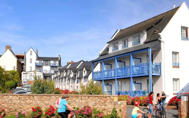 Apartment in Tregastel Near the Beach