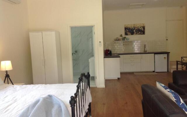 Port Elliot rural retreat