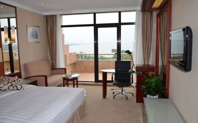 Wuxi Lakeview Park Resort