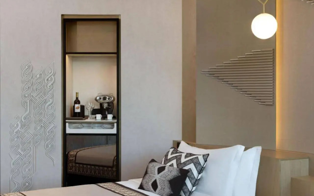 Paragraph Freedom Square, A Luxury Collection Hotel, Tbilisi