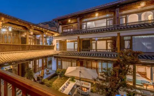 Shaxi Ancient Town Lanyue Homestay