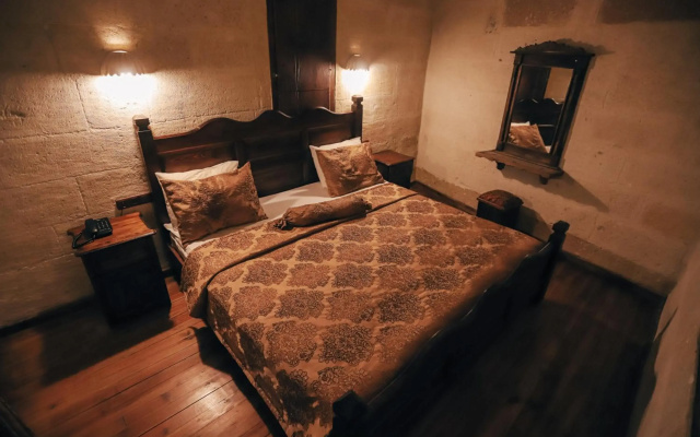 Melis Cave Hotel