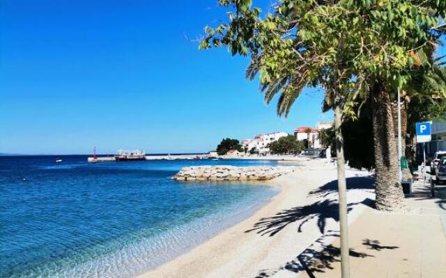Studio apartman Zana