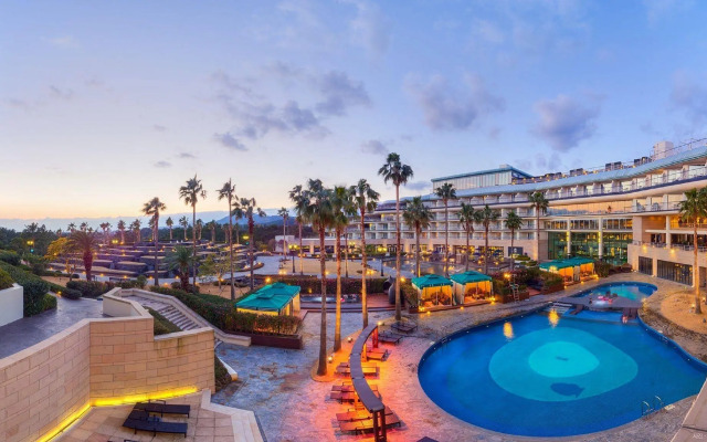 Kensington Jeju Hotel