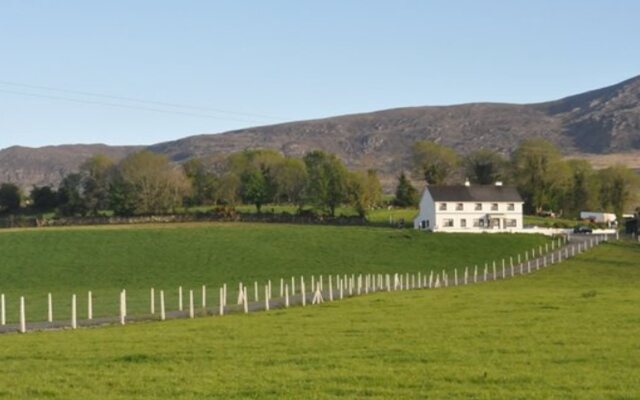 Valley View Farmhouse