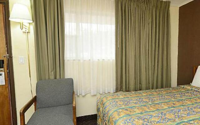 Americas Best Value Inn Hannibal
