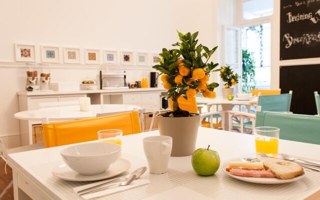 Nest House Lisbon Hostel