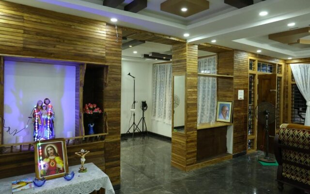Thodupuzha 4-bhk Luxury Home awy From Home