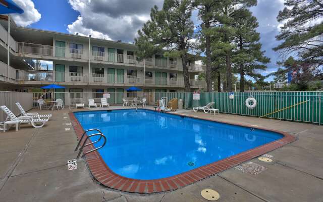 Motel 6 Flagstaff, AZ - West - Woodland Village