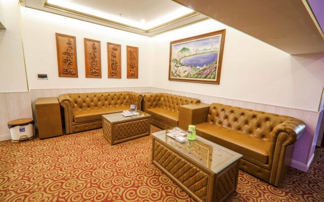 Huong Viet Hotel Quy Nhon - Beachfront