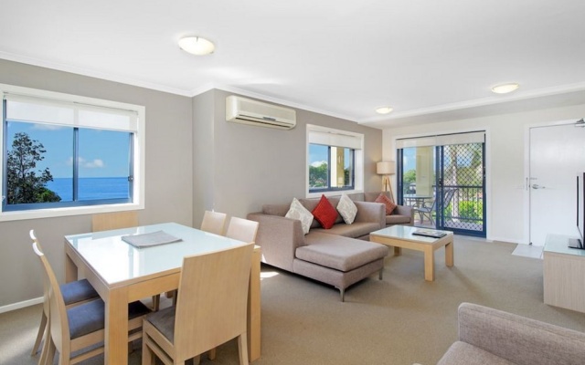 South Pacific Apartments Port Macquarie – Guest Rooms – Port Macquarie