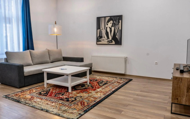 Zakarias Apartments