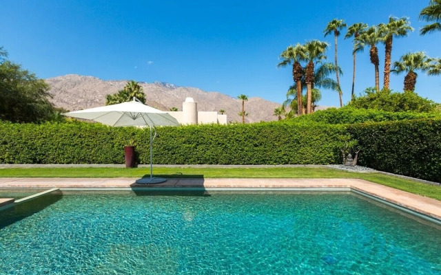 Tranquilo 3 Bedroom Home by Redawning