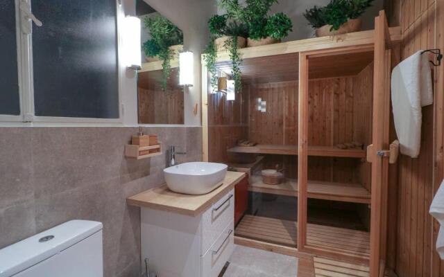 Victoria 5star / 5BR BigApt / Sauna / 2min to metro