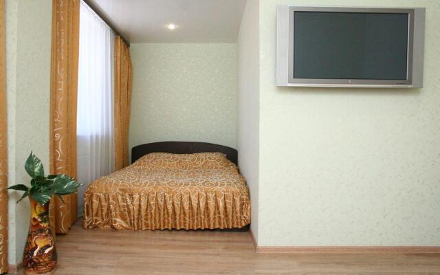 Brooklin Hotel