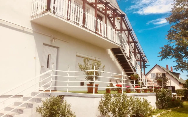 Lelle -Kert Apartman 03