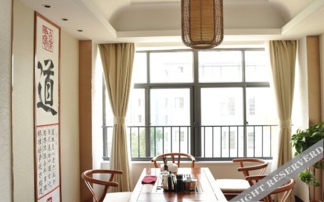 Pu'er Peony Holiday Inn