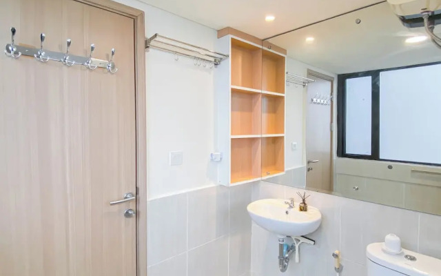 Spacious and Comfy Designed 2BR at Meikarta Apartment