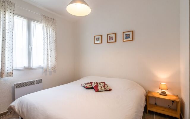 Comfy Villa in Pouzols-minervois With Private Pool