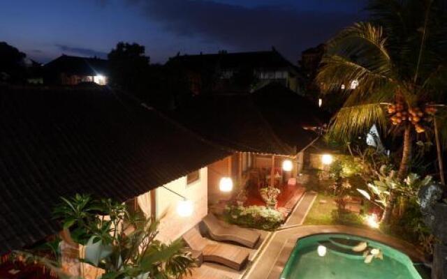 Budi House Bungalows