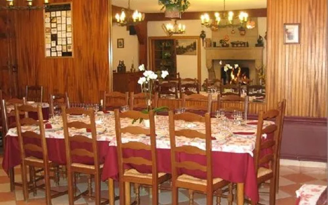 Logis Hôtel des Voyageurs