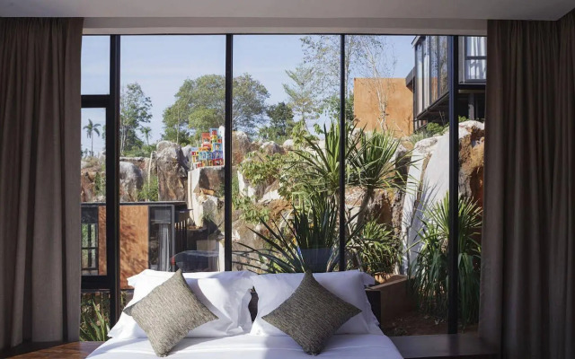 Nhapha Khao Yai Resort