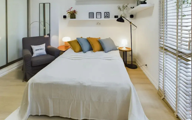 Cosy Studio for 2 by Renters