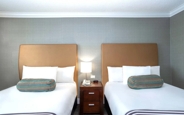 Sandman Hotel Vernon