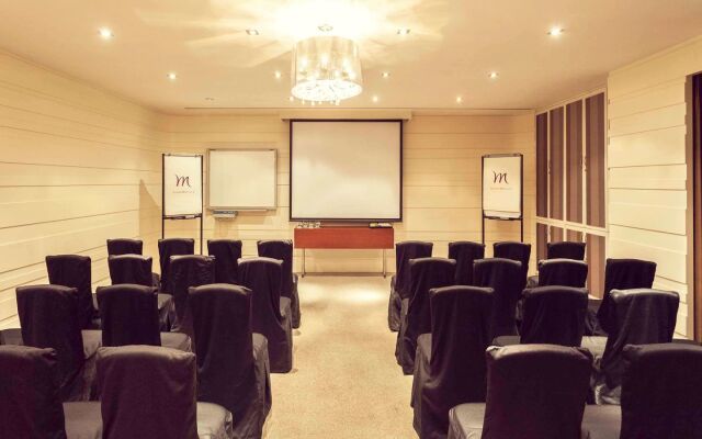 Grand Mercure Vadodara Surya Palace Hotel
