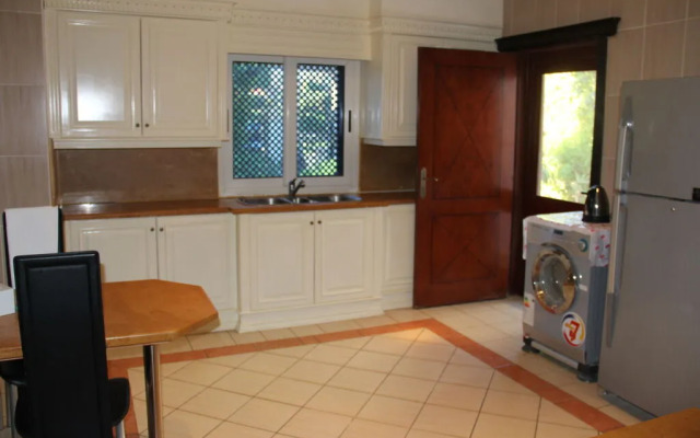 Villa 16