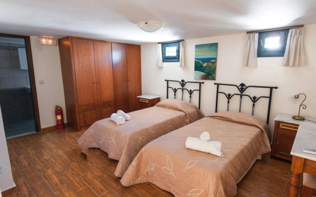 Douliana Villas